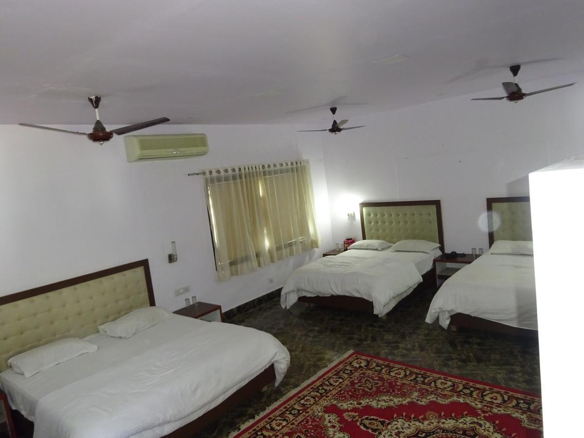 Hotel Utsav Натхдвара Экстерьер фото